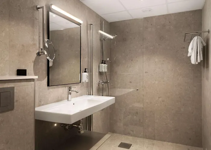 Scandic Neptun Hotell 4*