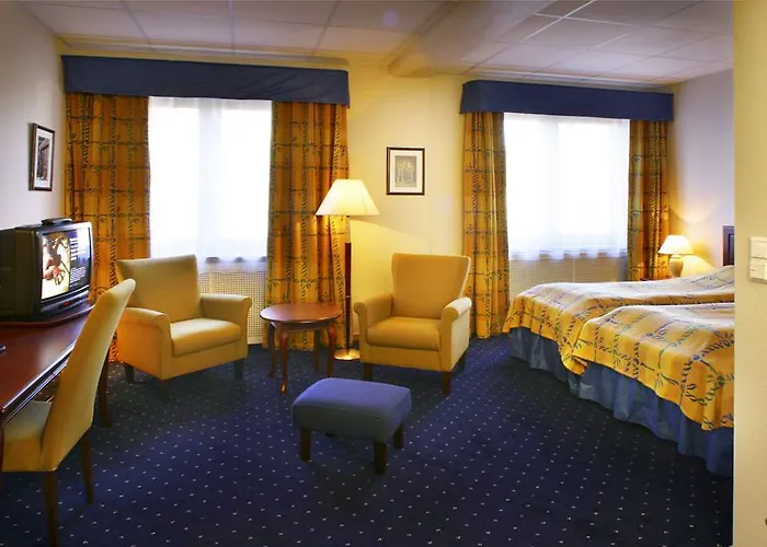 斯堪迪克尼普顿酒店